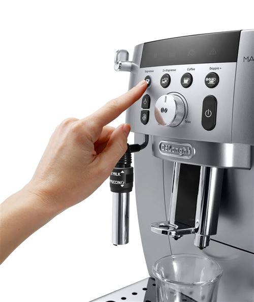 DeLonghi Superautomatic Coffee Maker DeLonghi Magnifica S Smart